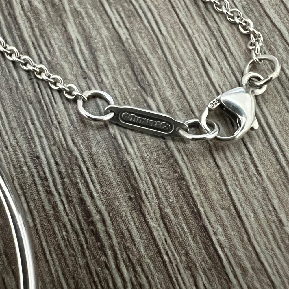 Atlas pendant necklace - Picture 3 of 4